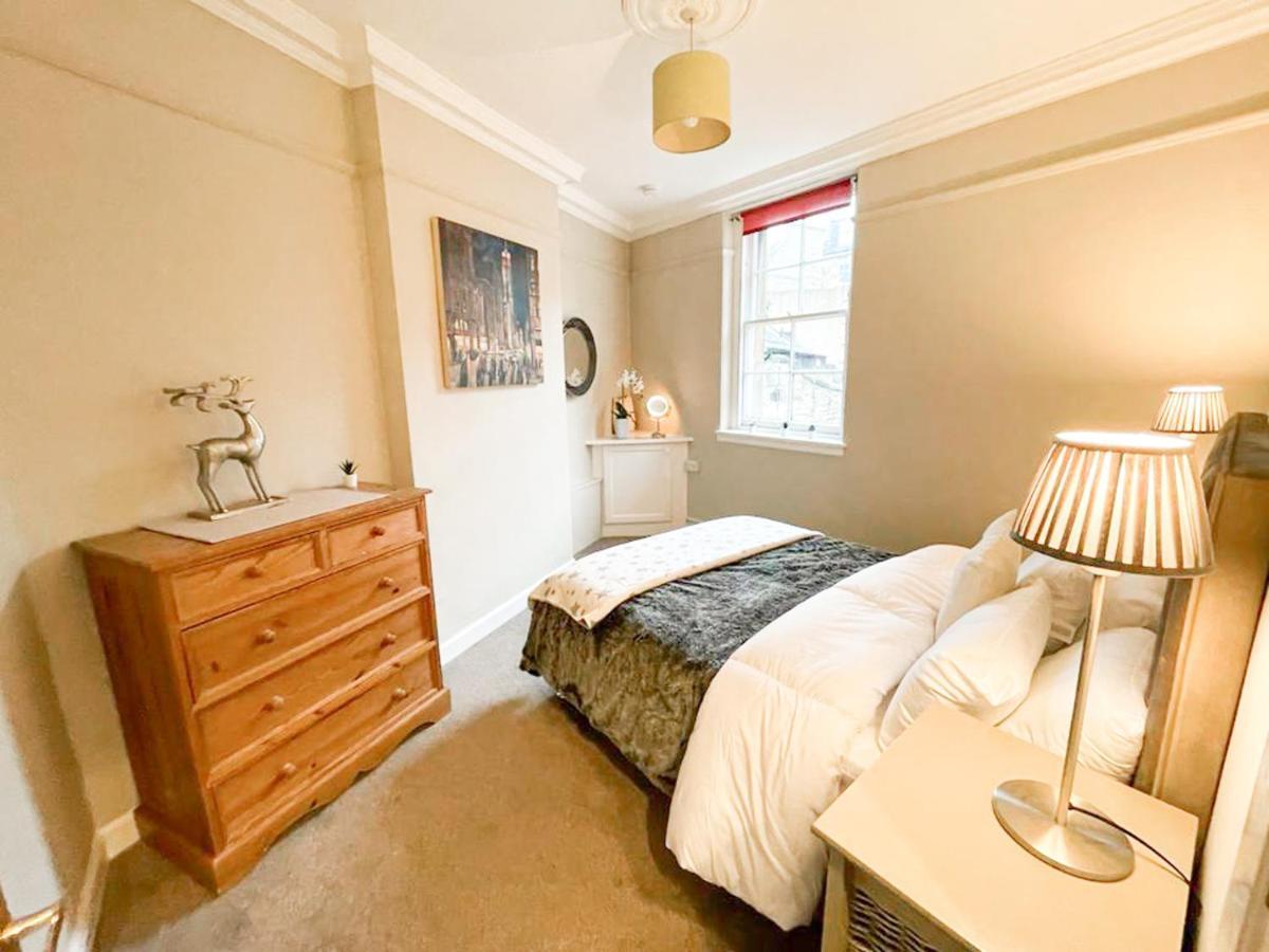 Quaint & Peaceful 1 Bed Central Mews Apt, West End エディンバラ エクステリア 写真